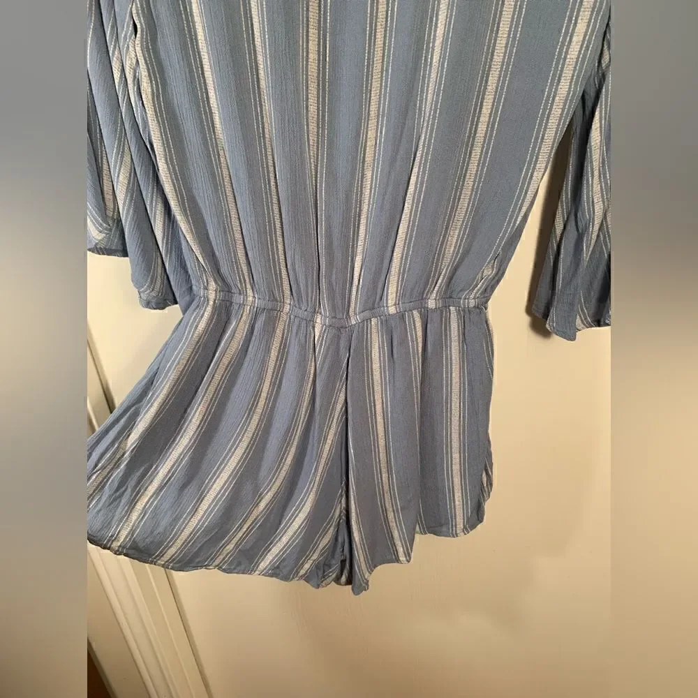Blue life GUC blue/white striped bell sleeve shorts romper Size Small